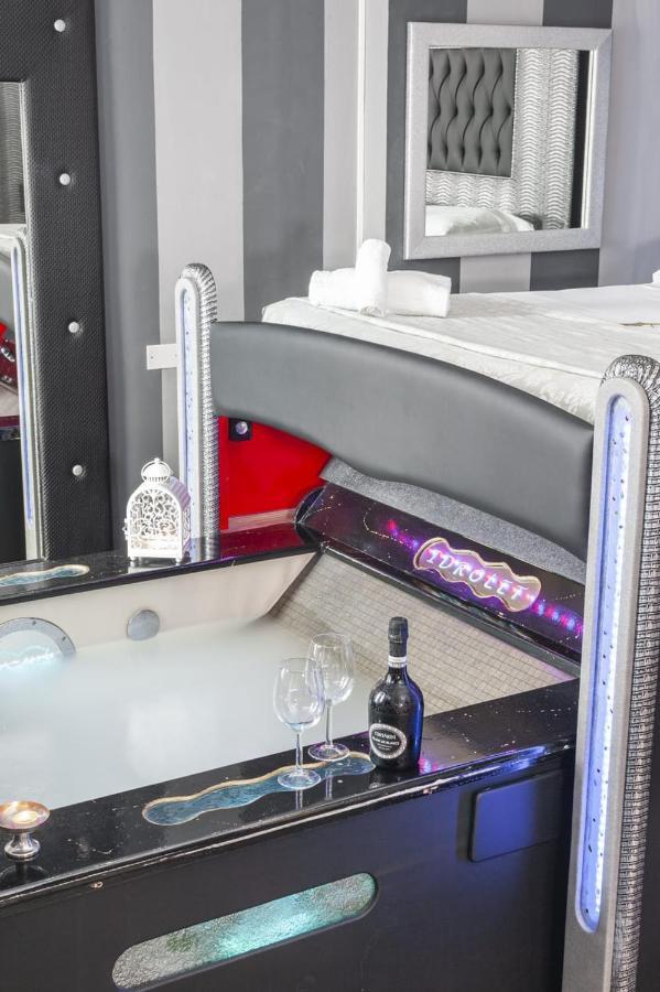 Spa B&B Roma D'Autore Il Nido D'Amore ภายนอก รูปภาพ
