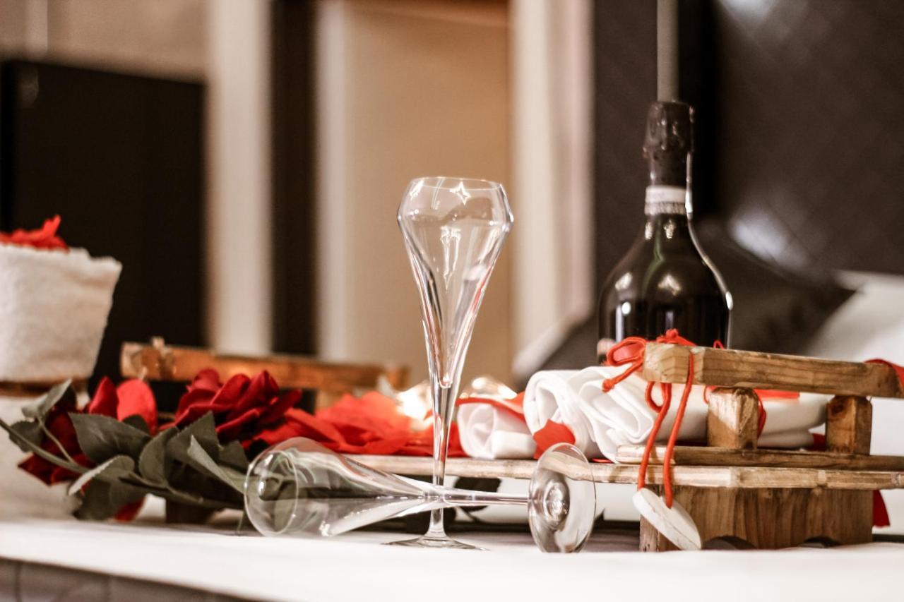 Spa B&B Roma D'Autore Il Nido D'Amore ภายนอก รูปภาพ