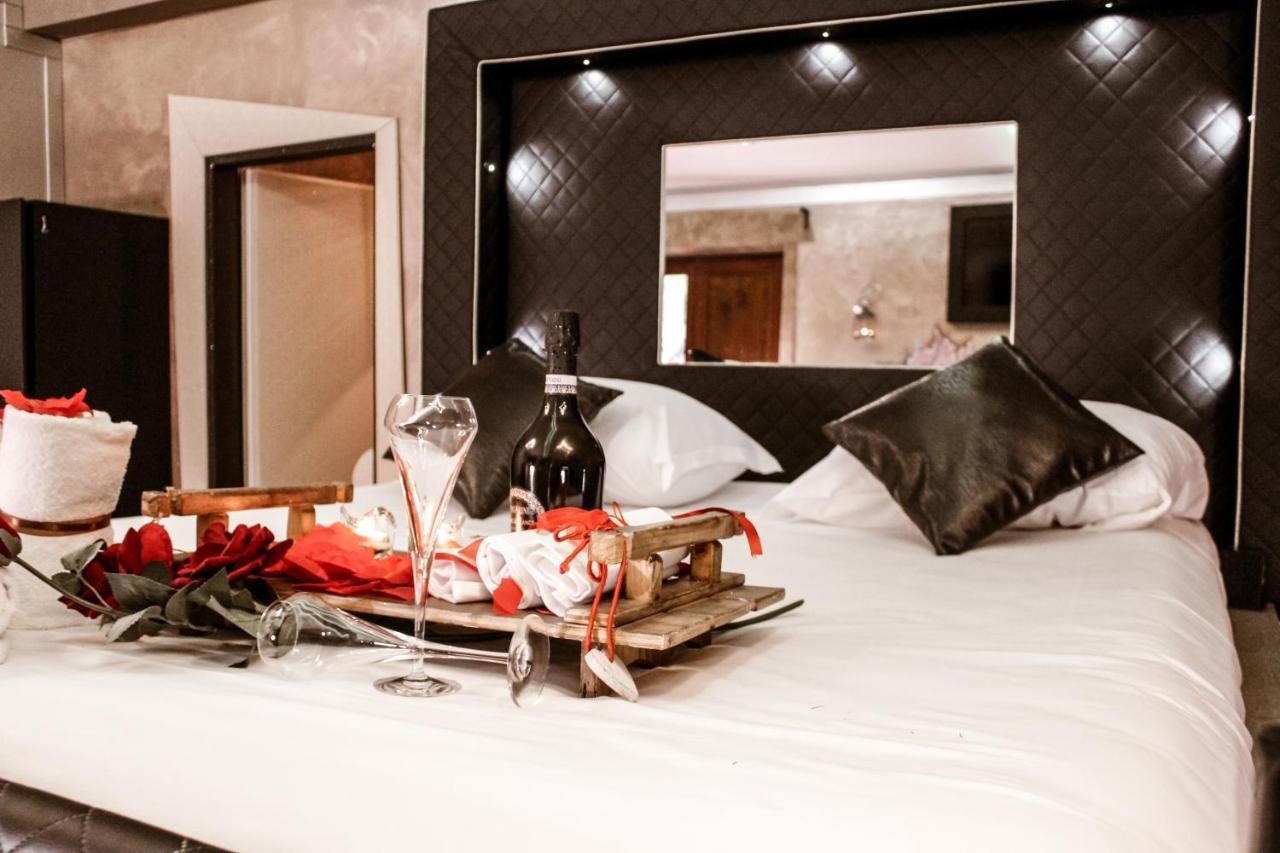 Spa B&B Roma D'Autore Il Nido D'Amore ภายนอก รูปภาพ